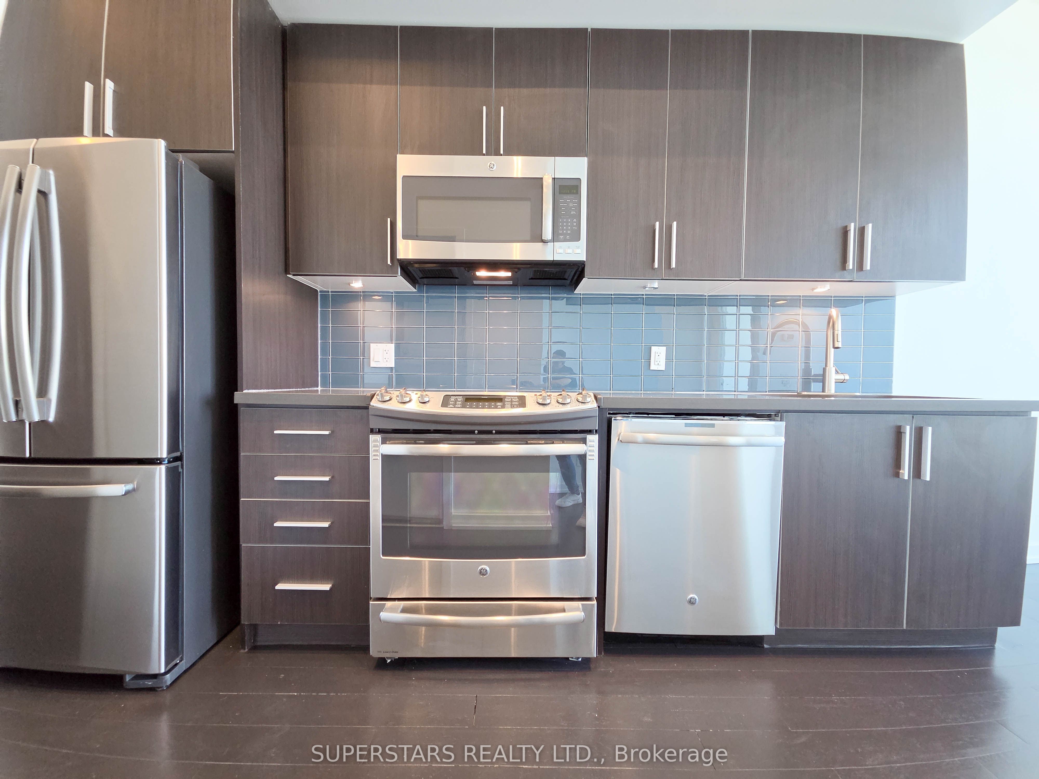 Additional image 5 of Ph06-2200 Lake Shore Boulevard W, Toronto, ON, M8V 1A4