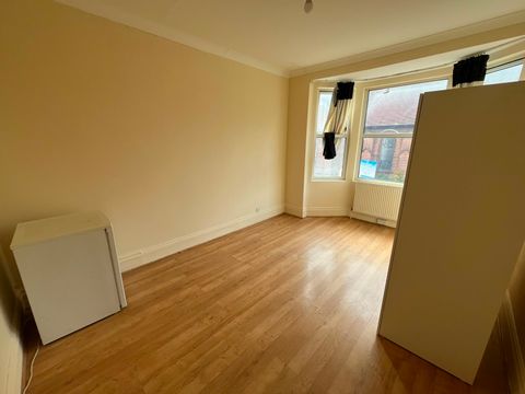 Westbury Avenue, London N22, Room to rent