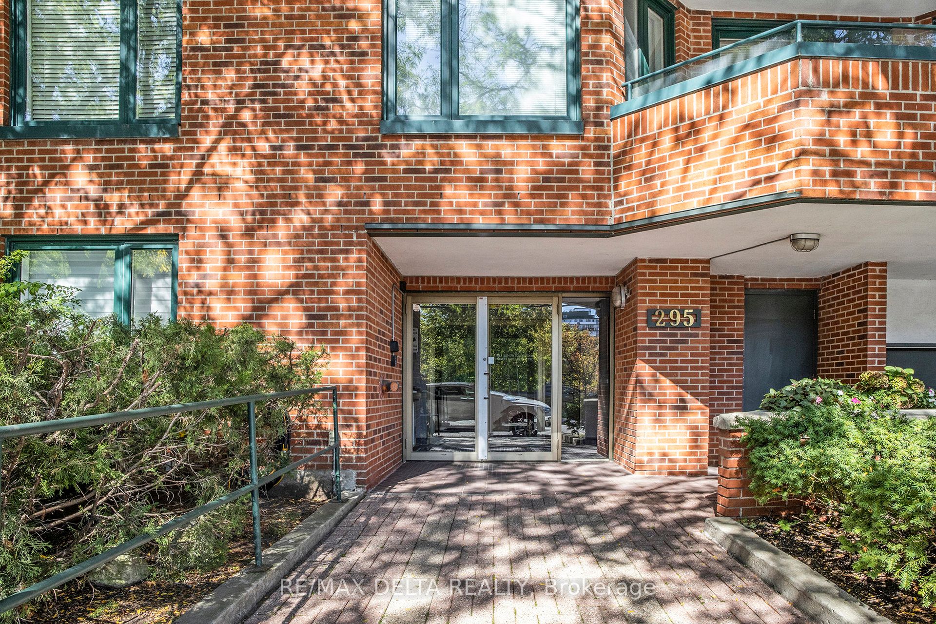 Additional image 4 of 304-295 Gilmour Street, Ottawa, ON, K2P 0P7