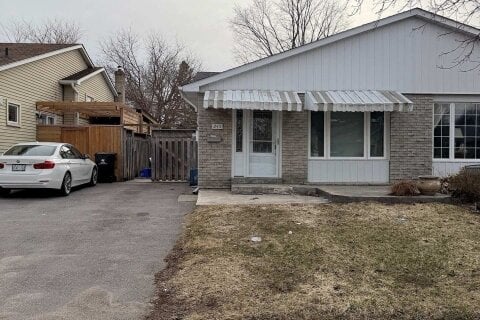 245 Heritage Drive, Kitchener, ON, N2B 3A9 photo 2