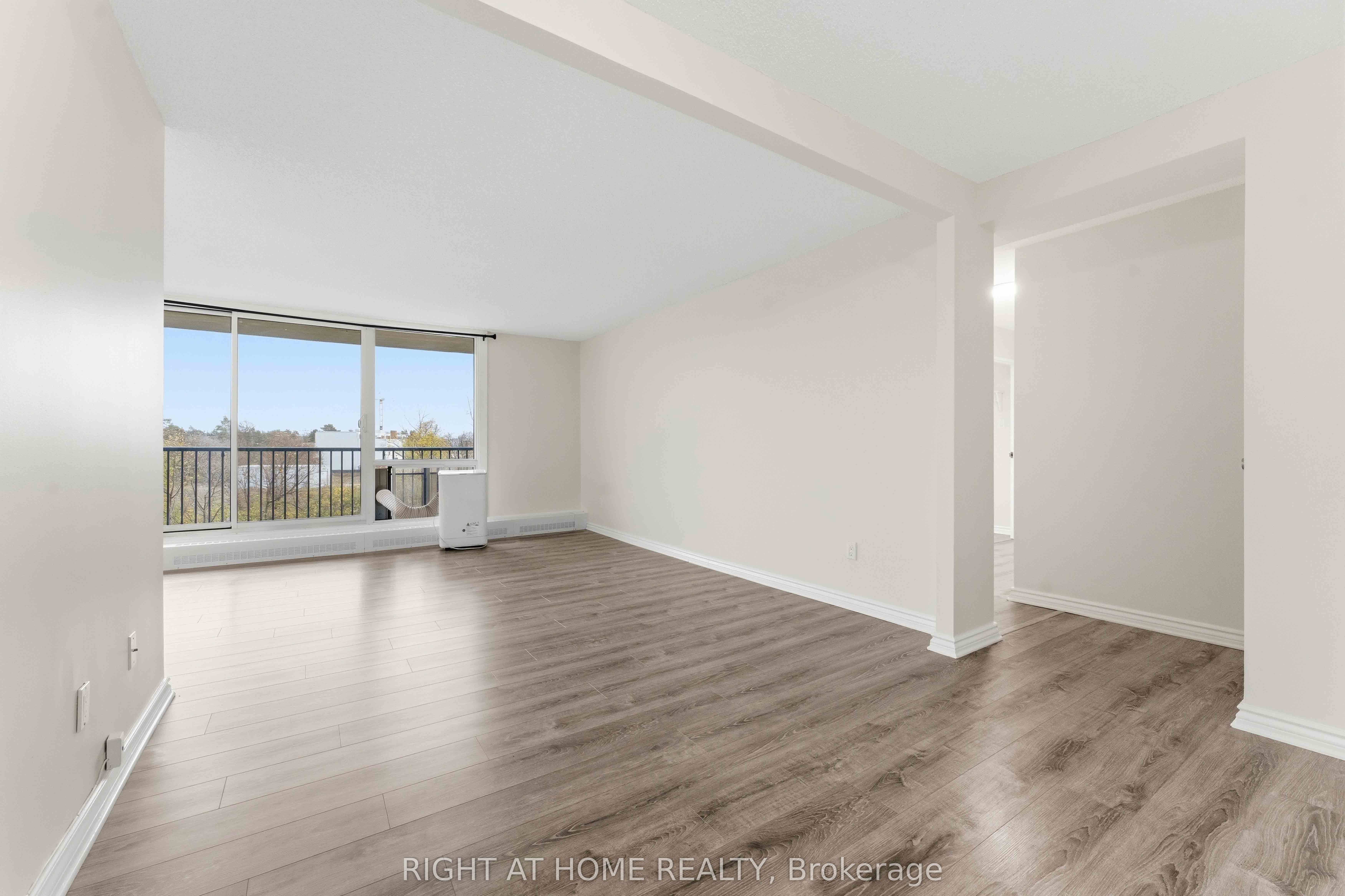 Additional image 4 of 311-665 Bathgate Drive, Ottawa, ON, K1K 3Y4