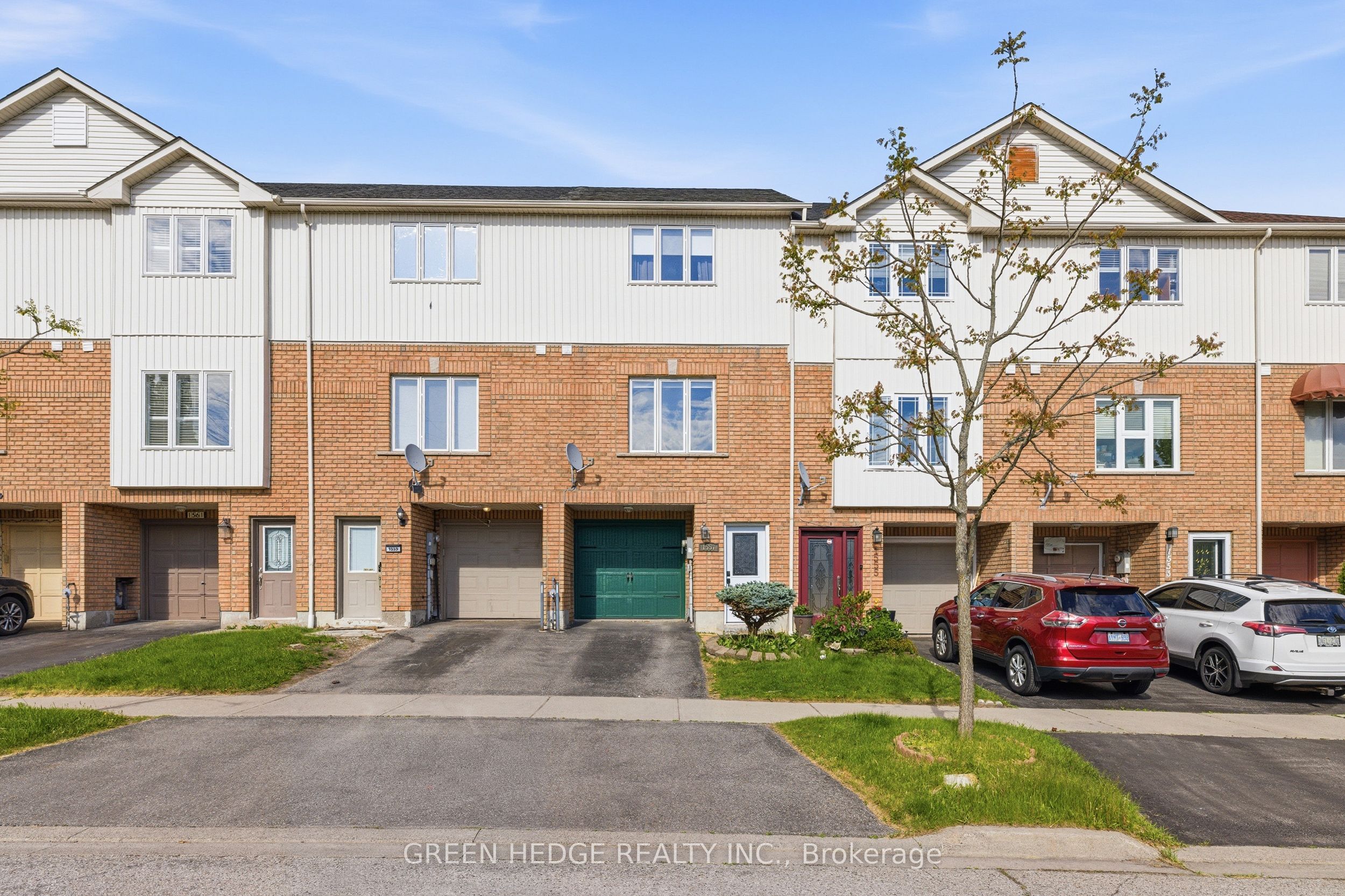 1557 Hummingbird Court, Pickering, ON, L1V 7H8