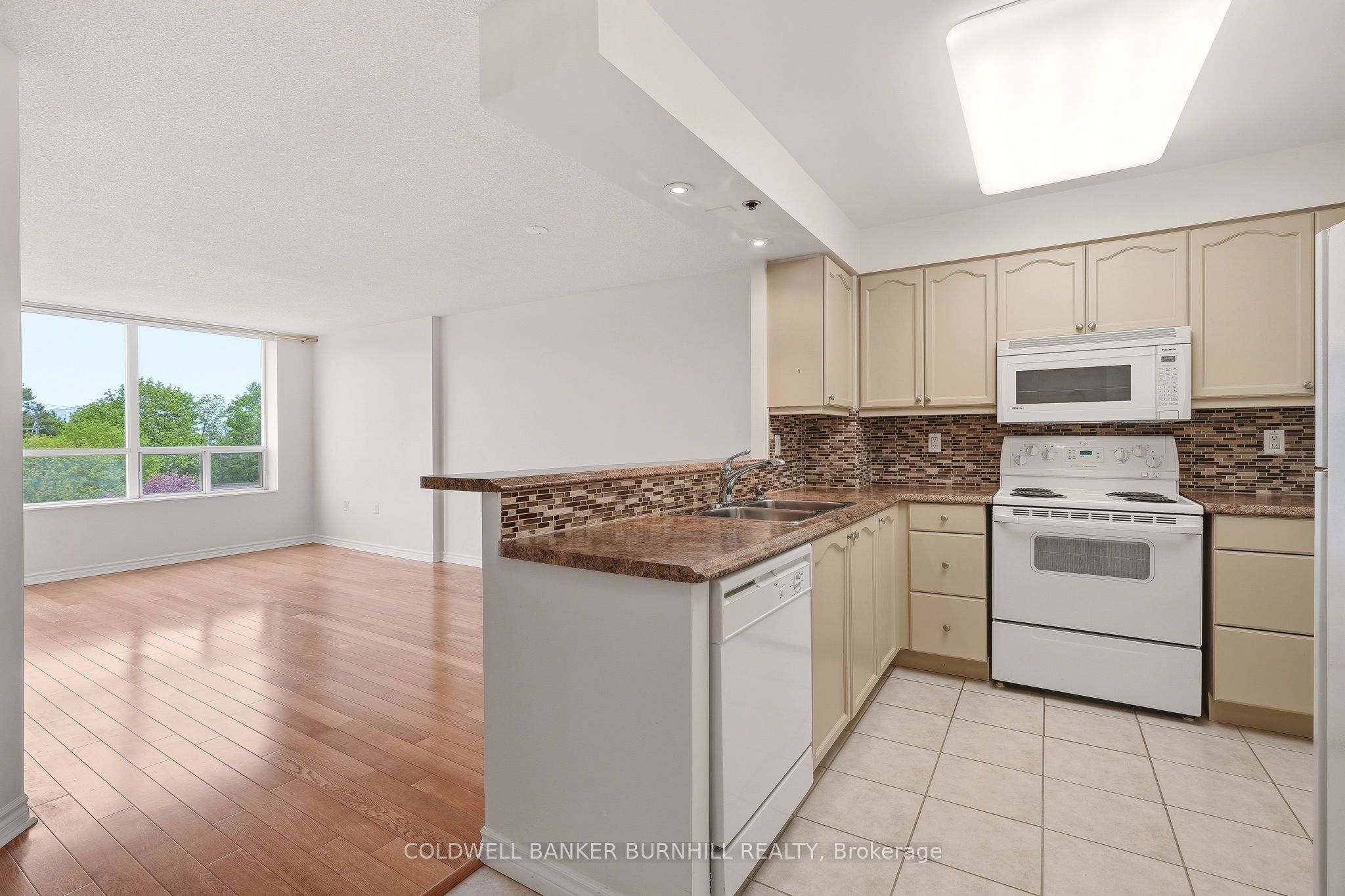 Additional image 6 of 1415-100 Burloak Drive, Burlington, ON, L7L 6P6