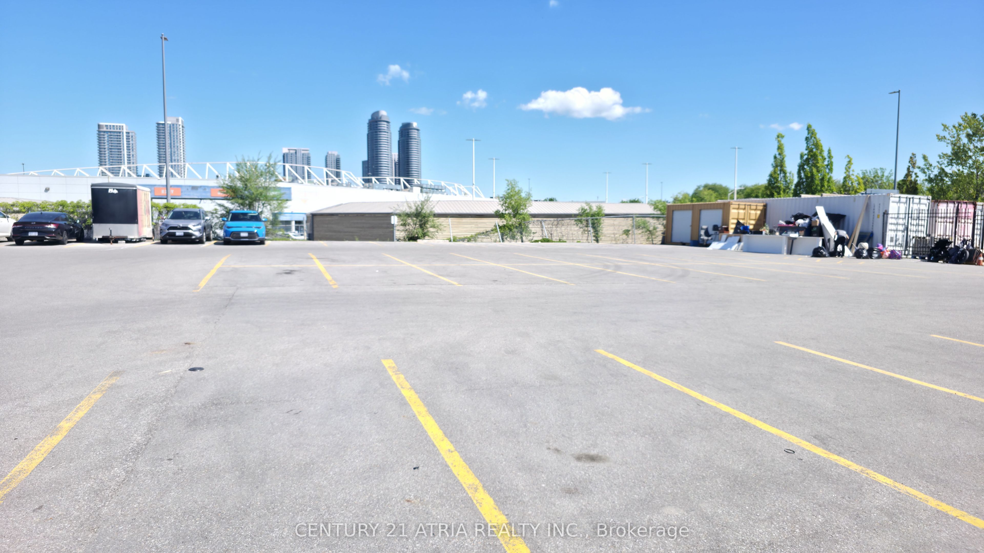 32 Progress Avenue, Toronto, ON, M1P 2Y4 photo 3
