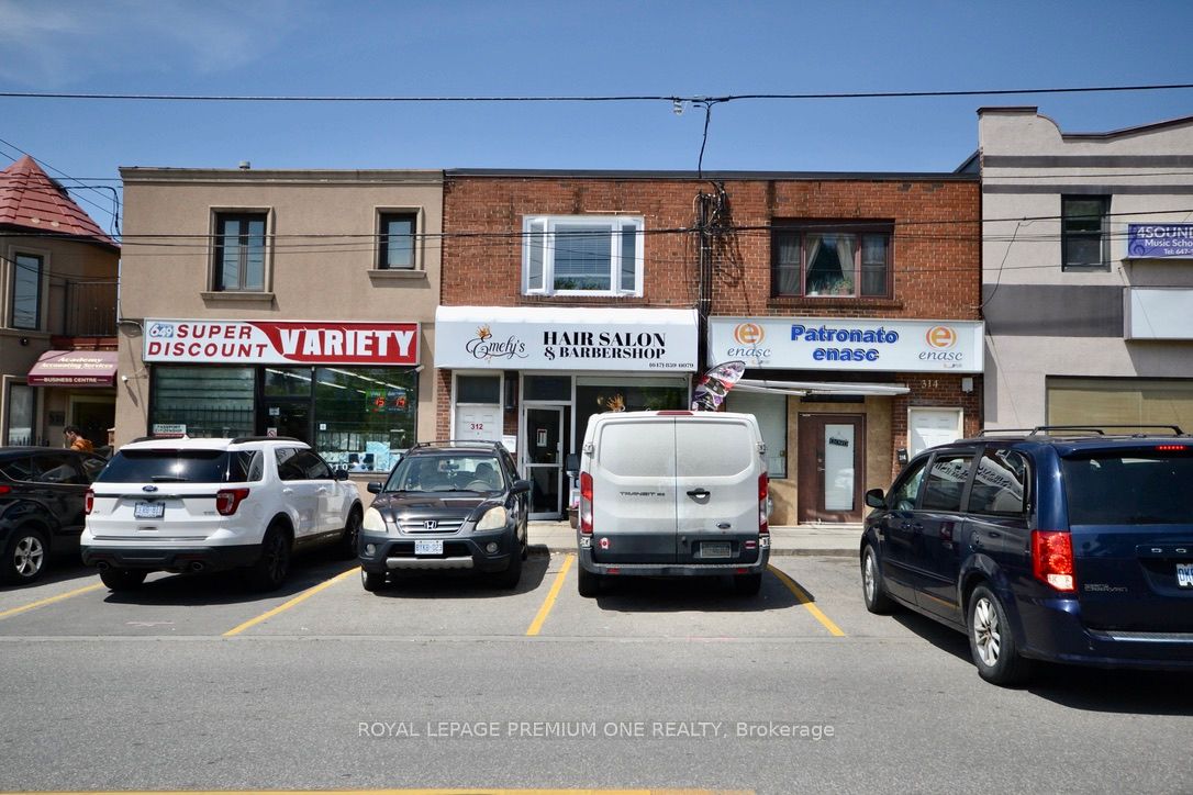 B-312 Rustic Road, Toronto, ON, M6L 1W5