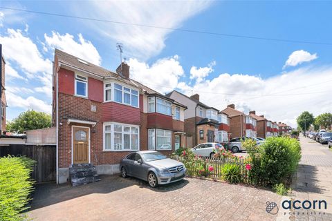 Springfield Mount, Kingsbury, London NW9