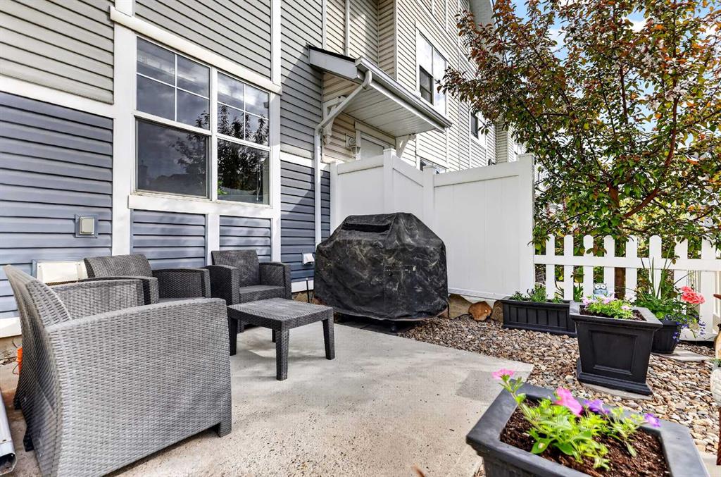 3308 New Brighton Gardens SE, Calgary, AB, T2Z 0A2 photo 4