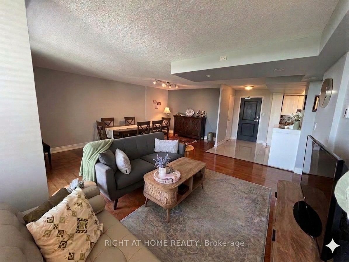 Additional image 4 of 803-1 Royal Orchard Boulevard, Markham, ON, L3T 3C2