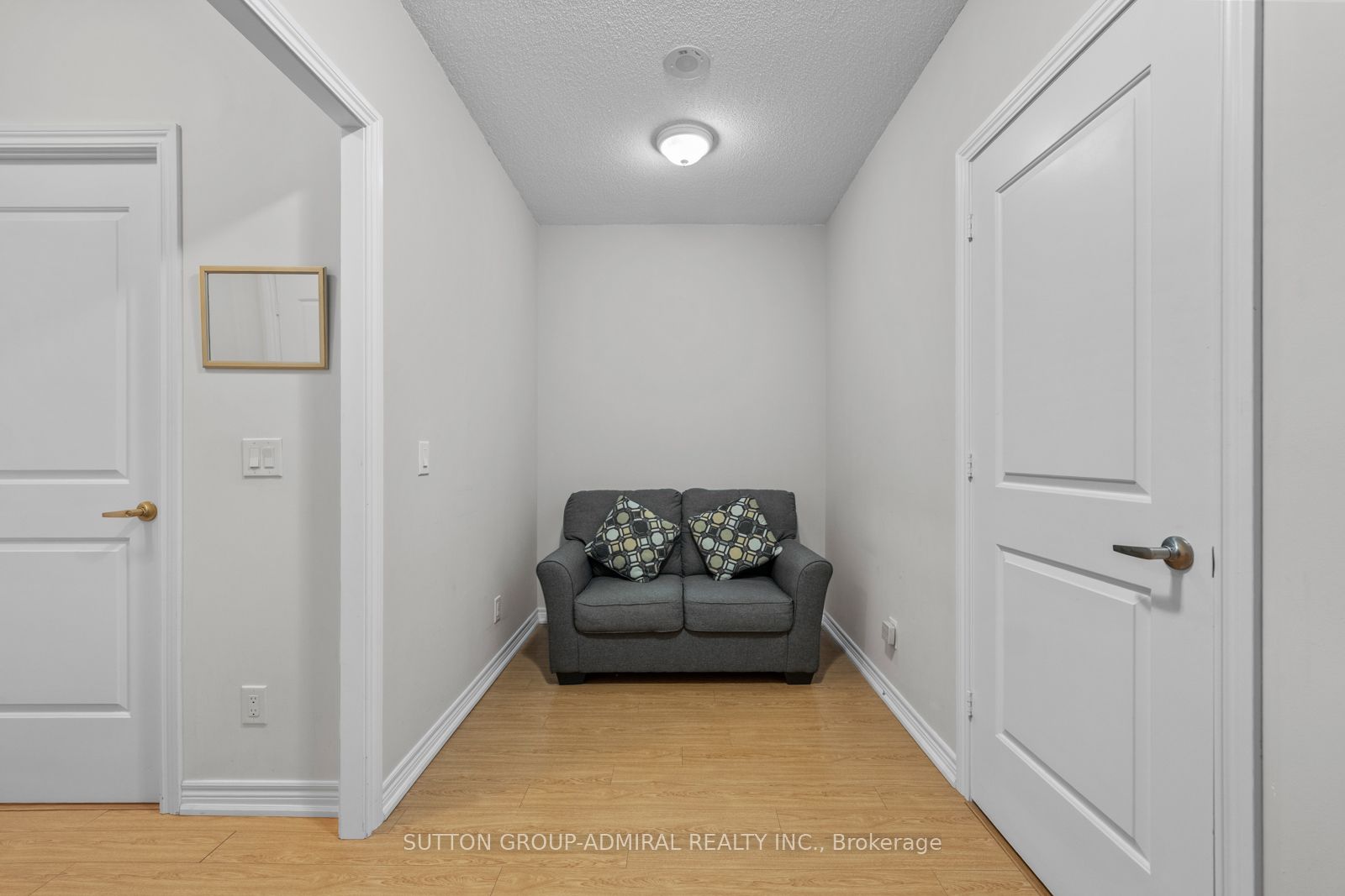 215-9255 Jane Street, Vaughan, ON, L6A 0K1 photo 4