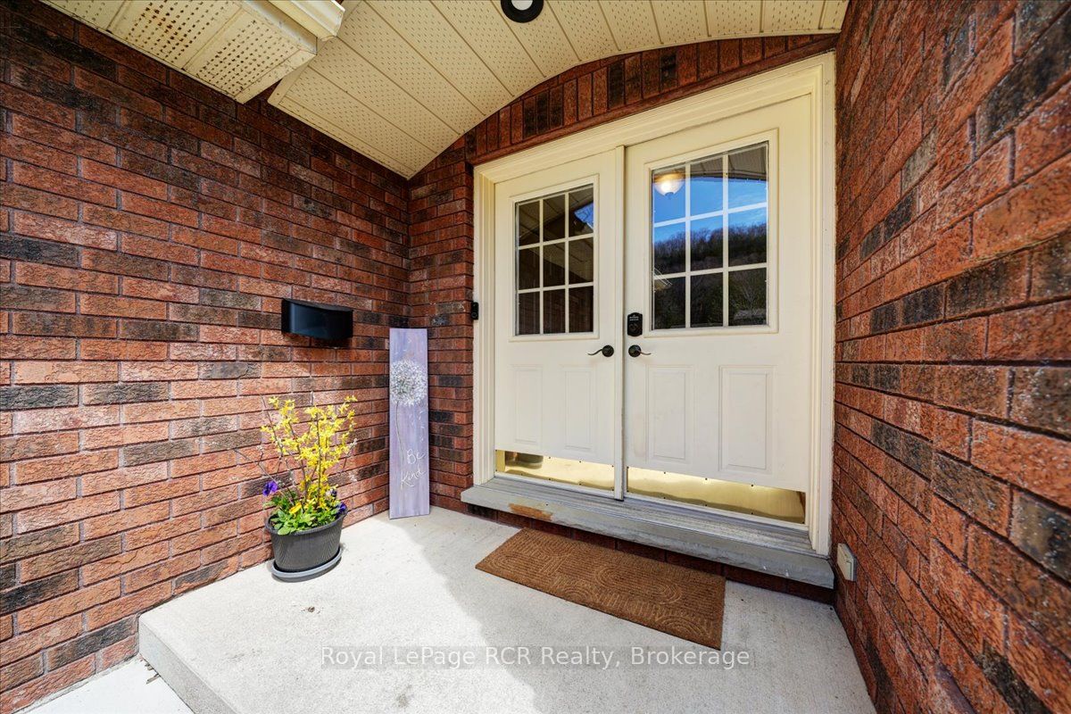 Additional image 4 of 303 6th Avenue W, Owen Sound, ON, N4K 6H9