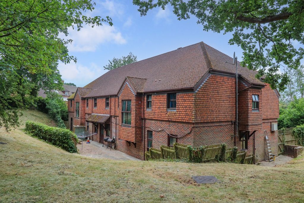 6 bed detached house for saleBishops Lane, Robertsbridge TN32