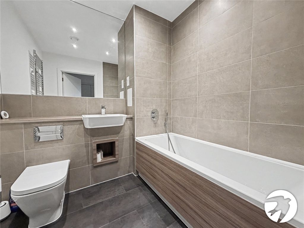 Additional image 9 of 2 bed flat for saleCorys Road, Rochester, Kent ME1