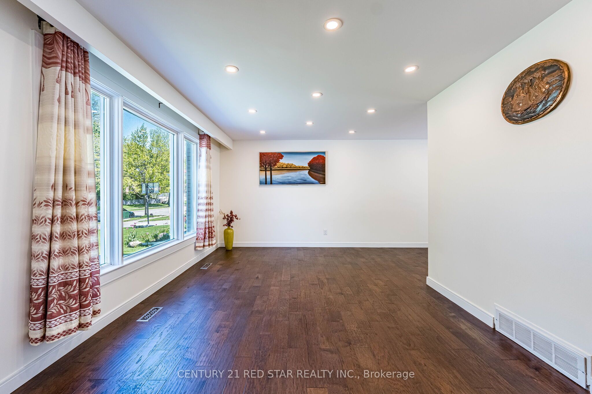 42 Broadfield Drive, Toronto, ON, M9C 1L7 photo 5