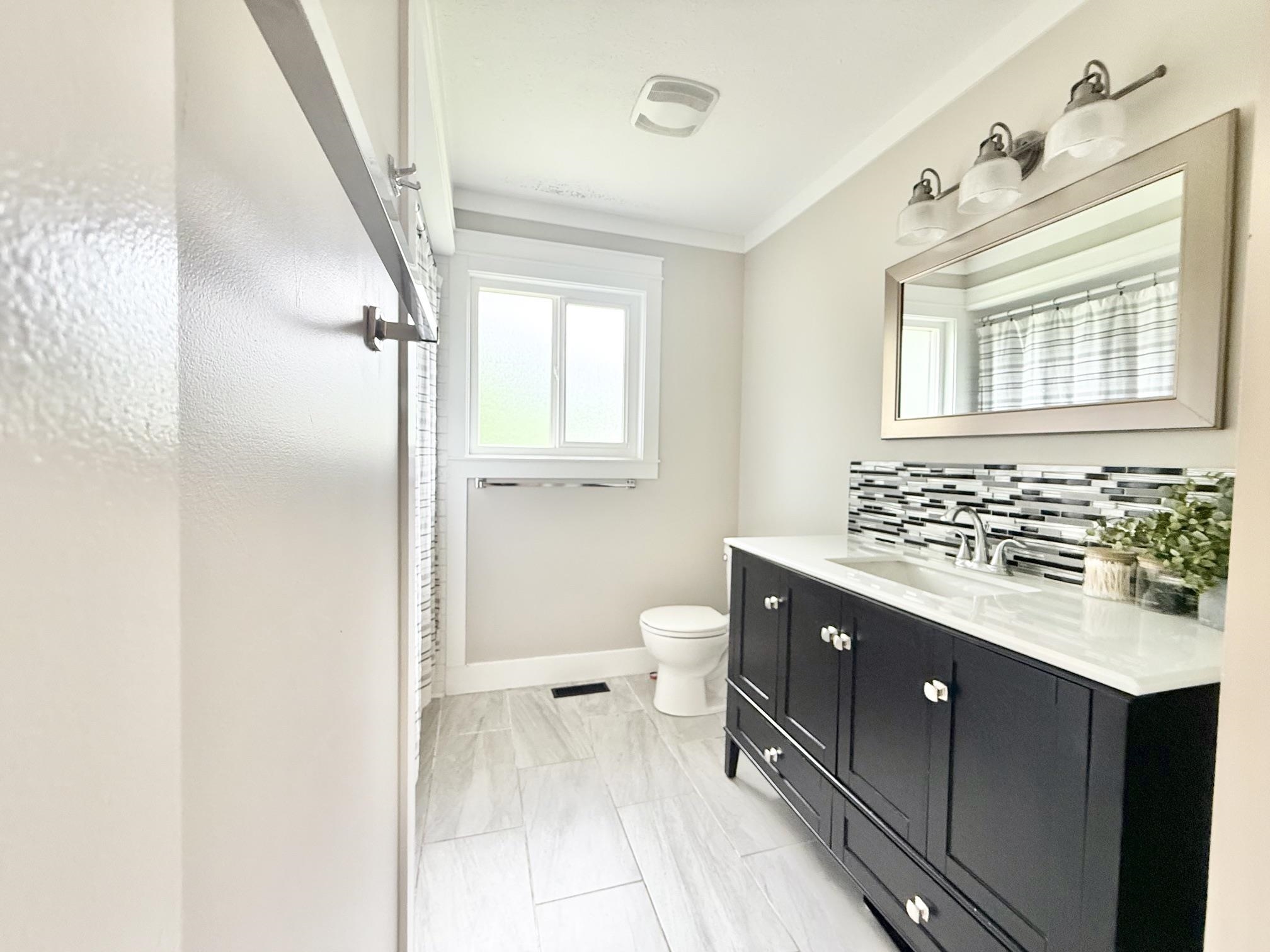 Additional image 3 of 21224 Mountview Crescent, Hope, BC, V0X 1L1