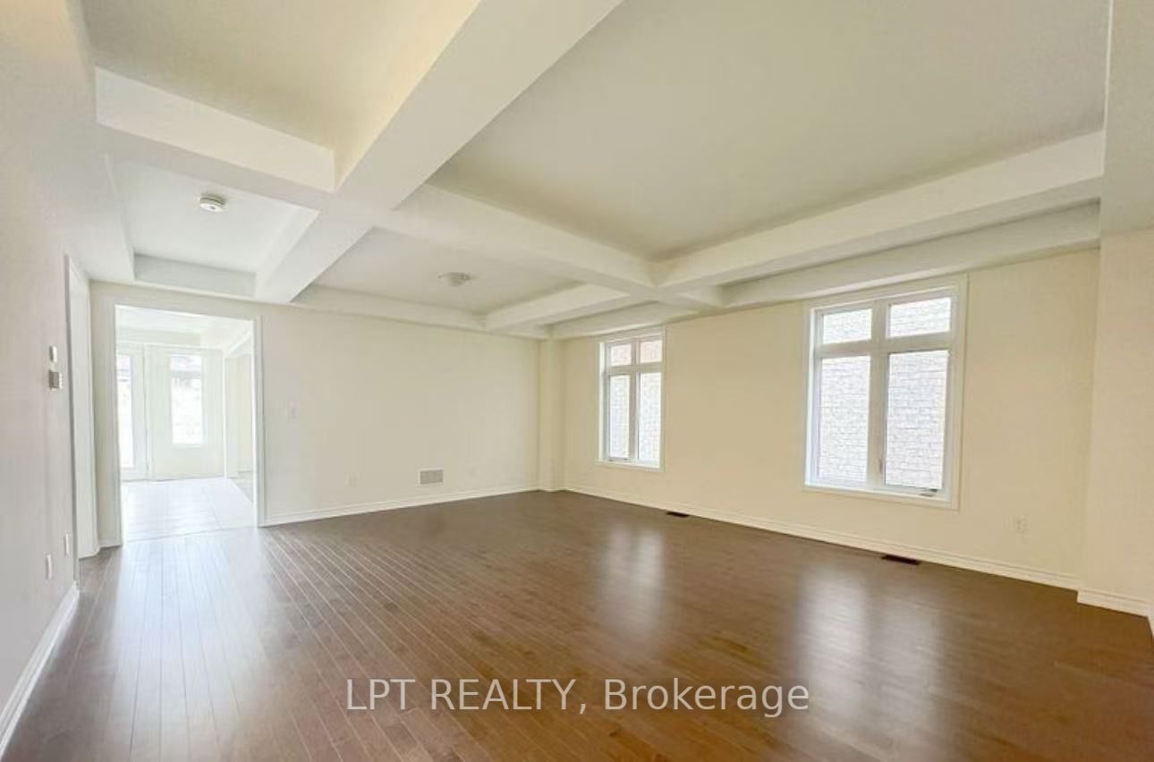 33 Fair Winds Lane, East Gwillimbury, ON, L9N 0V8 photo 3