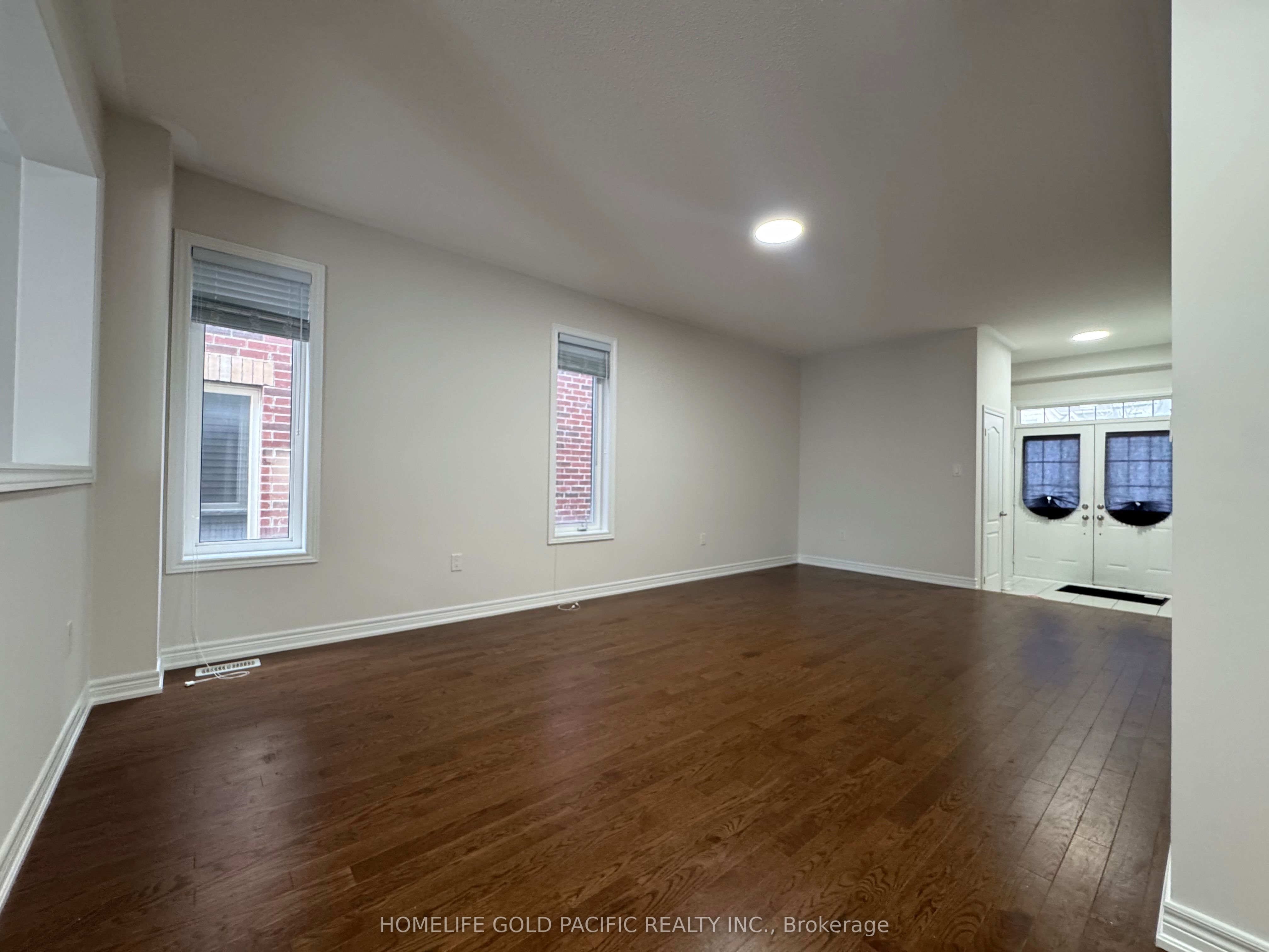 30 Hancock Street, Aurora, ON, L4G 7C4 photo 5