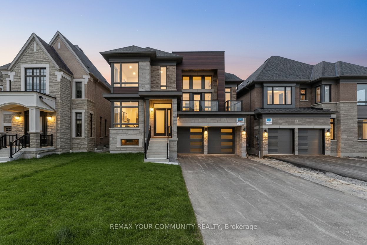5 Garriock Hall Avenue, King, ON, L7B 1K5