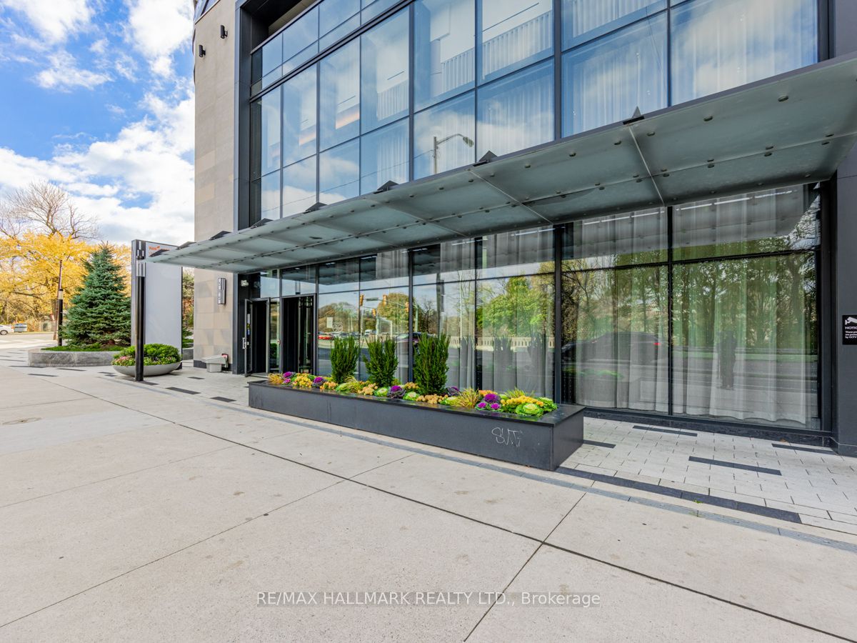 318-585 Bloor Street E, Toronto, ON, M4W 0B3