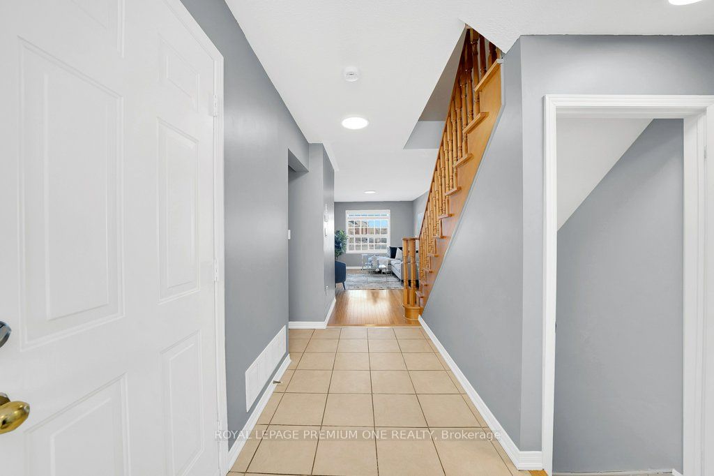 Additional image 5 of 13 Summitridge Court, Brampton, ON, L6P 2E5