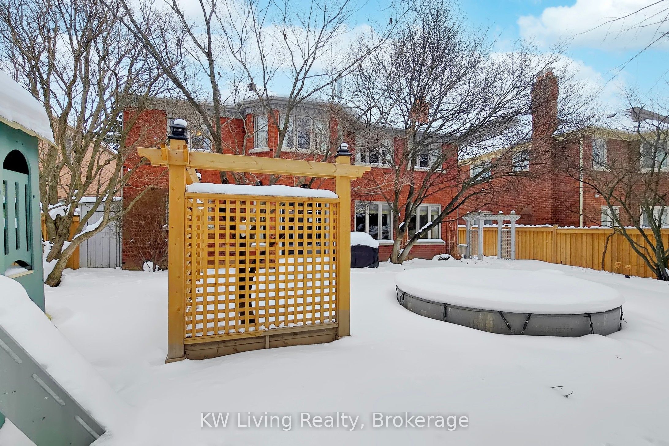 24 Highview Crescent, Richmond Hill, ON, L4B 2T7 photo 3
