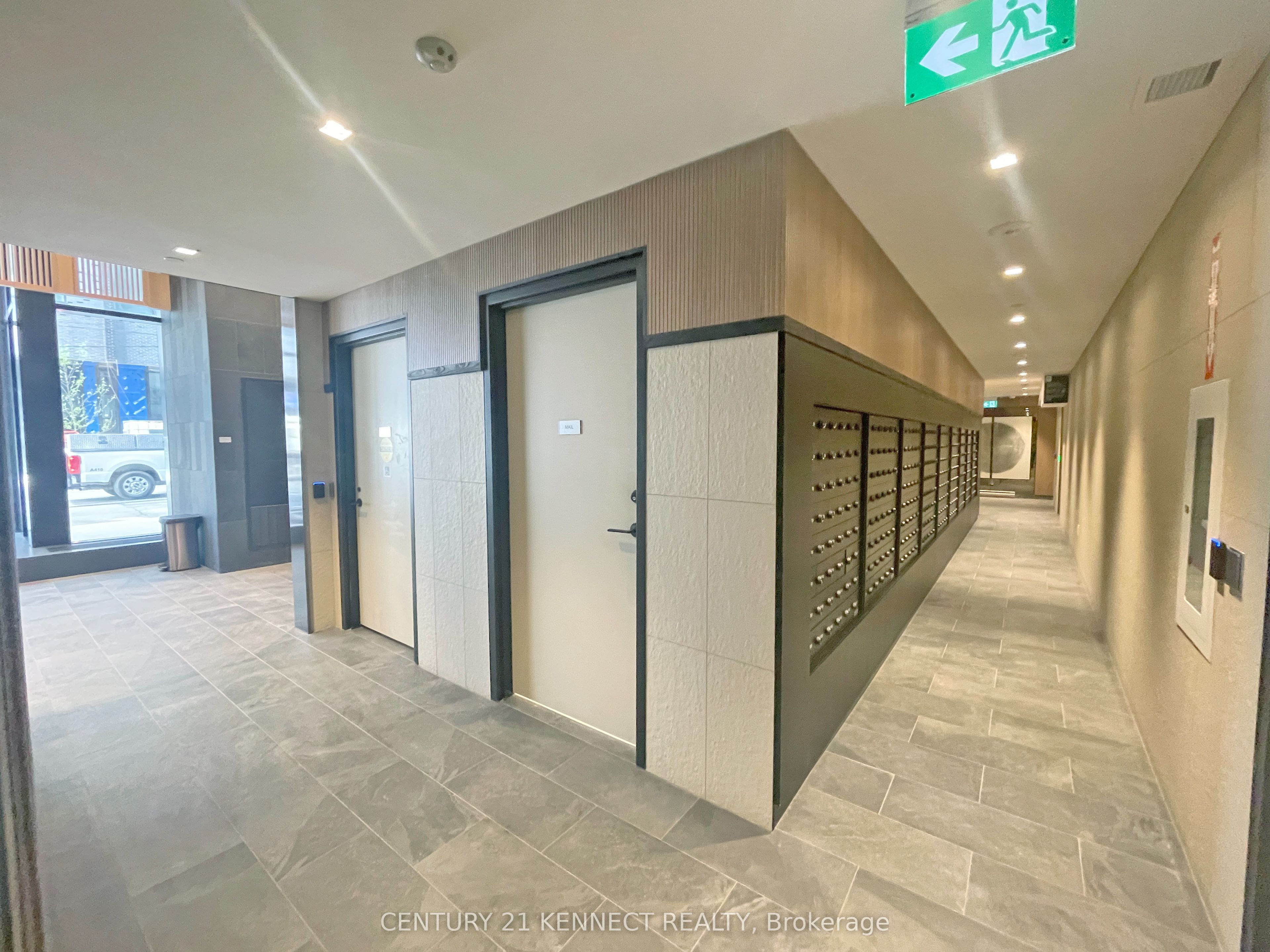 Additional image 3 of 4708-89 Church Street, Toronto, ON, M5C 2G3