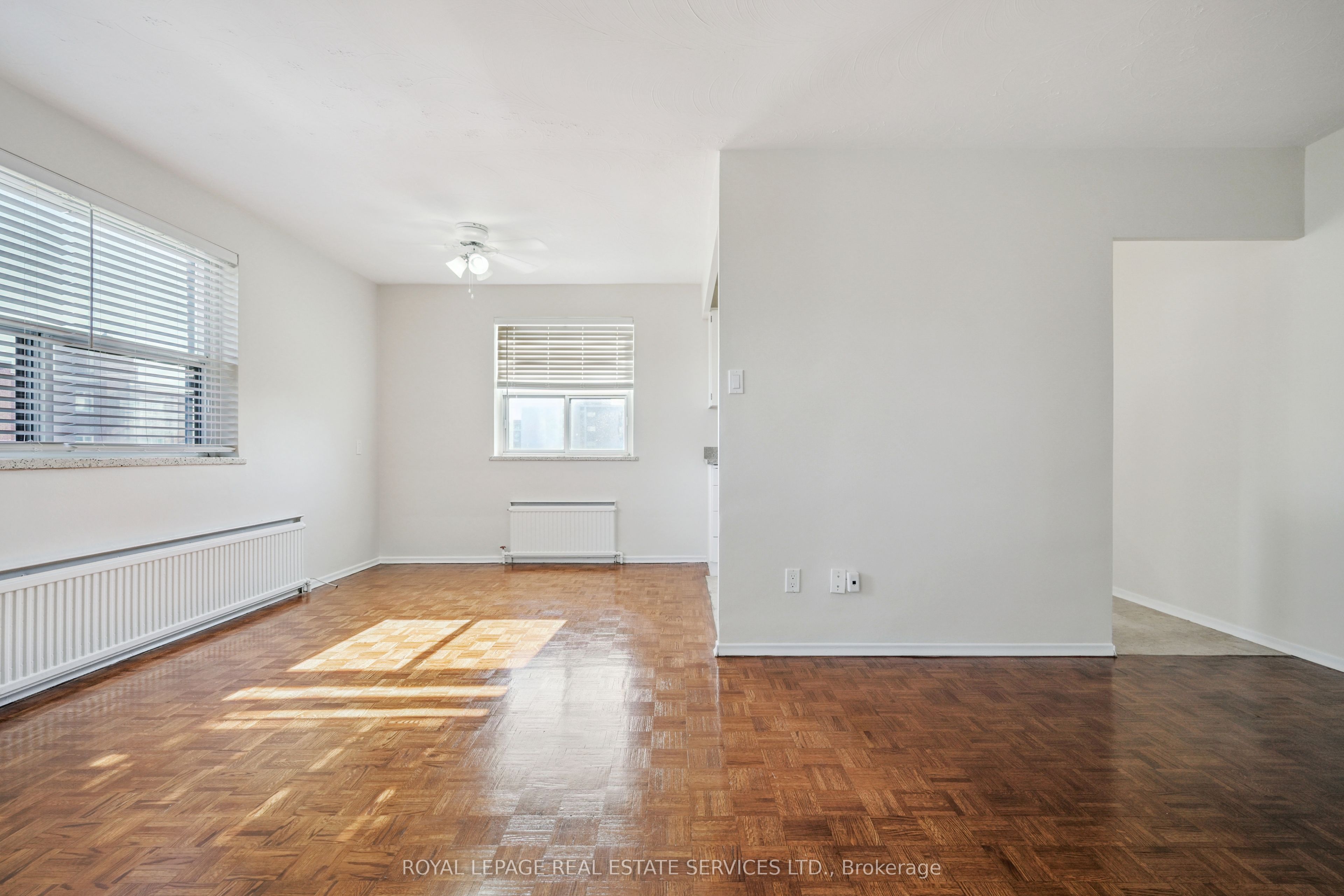 Additional image 5 of 302-7 Helene Street N, Mississauga, ON, L5G 3B3