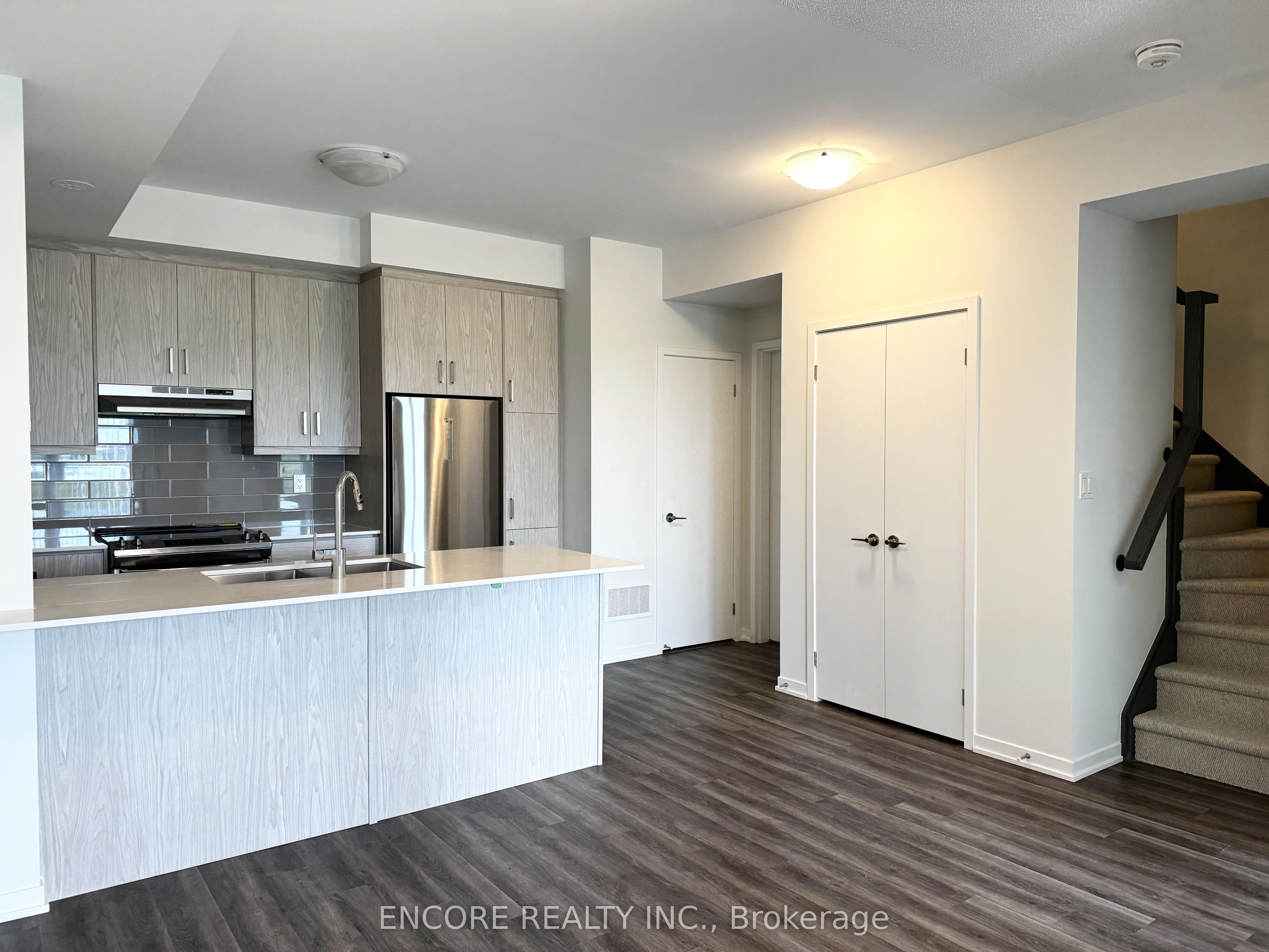 286-140 Honeycrisp Crescent, Vaughan, ON, L4K 0N7 photo 3