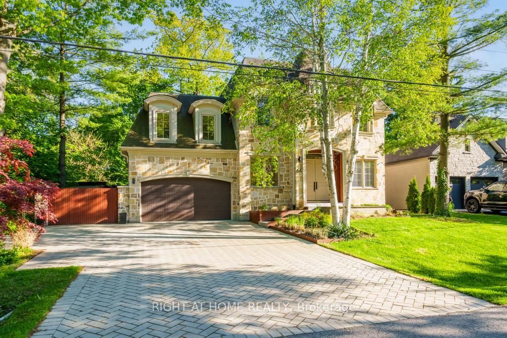 64 Ravina Crescent, Hamilton, ON, L9G 2E7