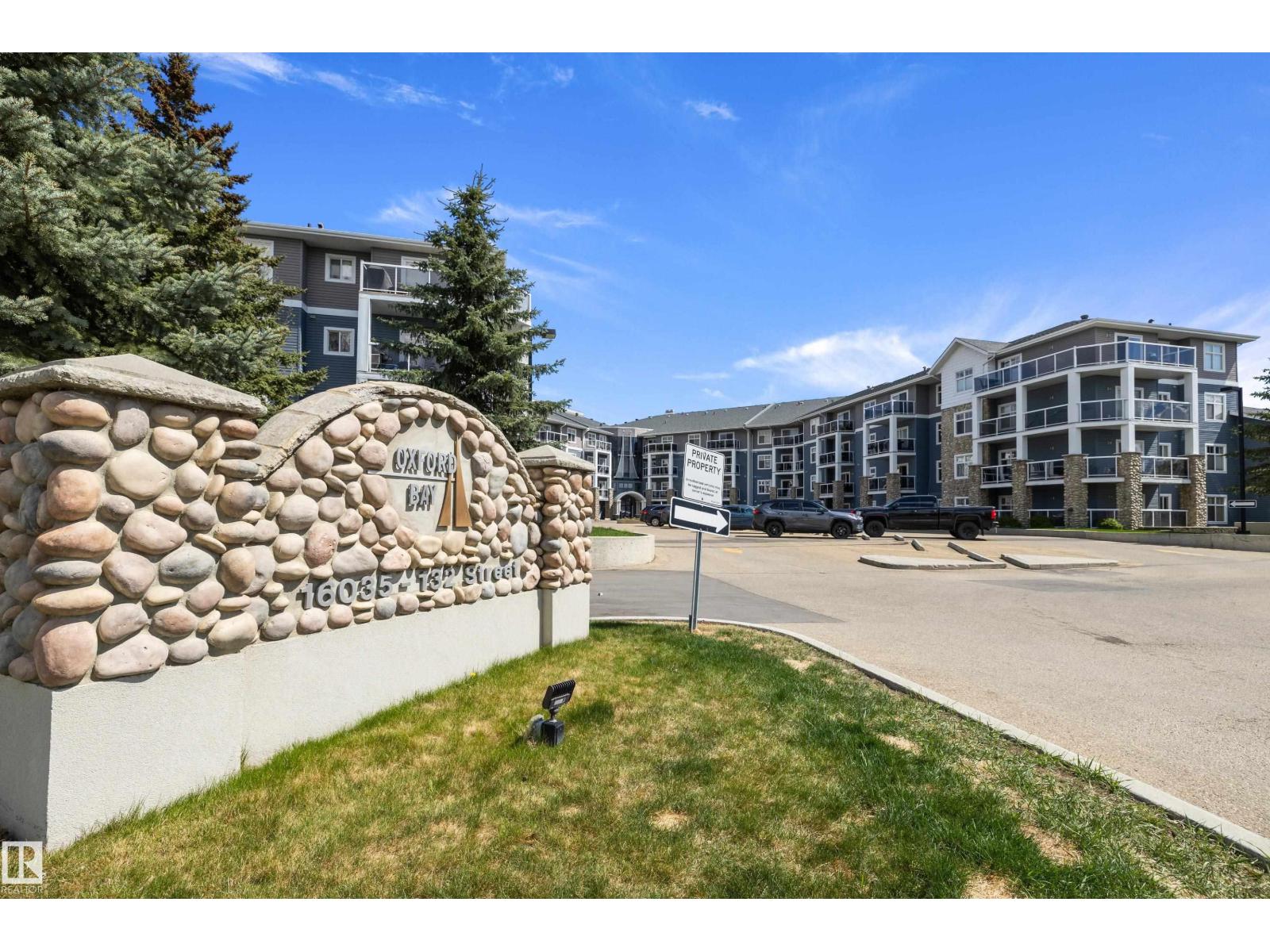 406-16035 132 Street NW, Edmonton, AB, T6V0B4