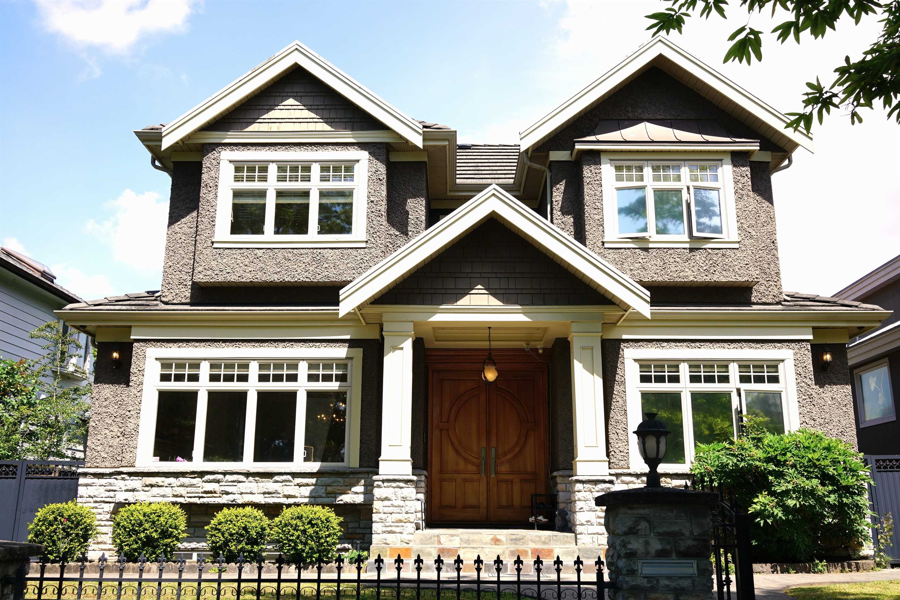 1529 61st Avenue W, Vancouver, BC, V6P 2B9