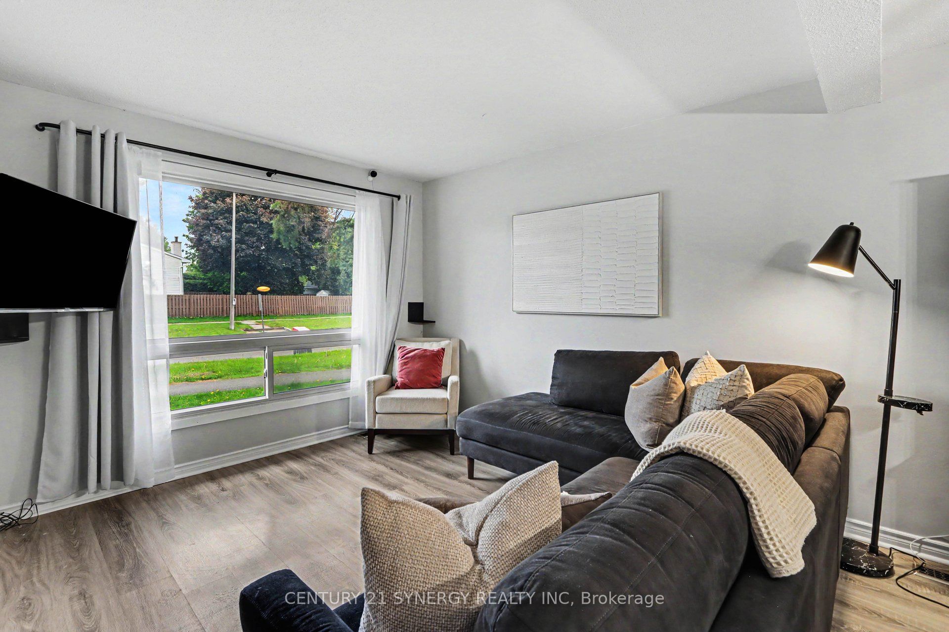 Additional image 5 of 220 Millroad Way, Ottawa, ON, K1E 2C9