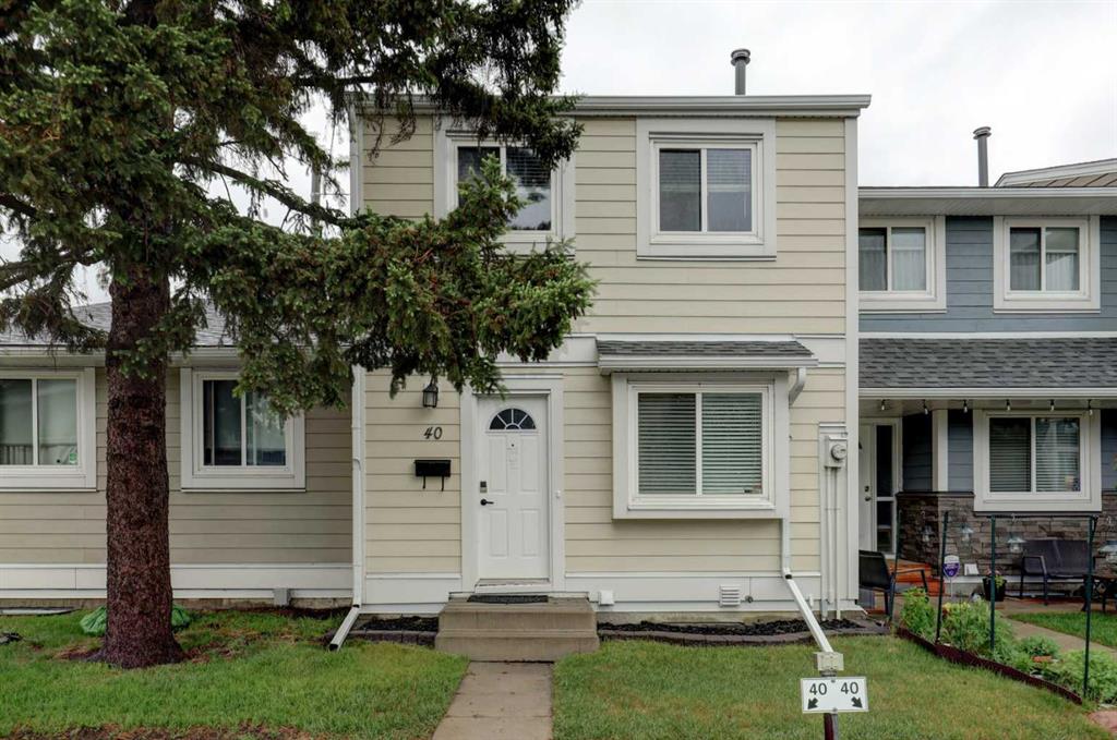 40 Georgian Villas NE, Calgary, AB, T2A 7C4