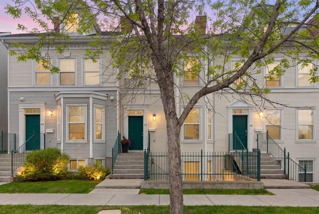 57 Prestwick Park SE, Calgary, AB, T2Z 3V4