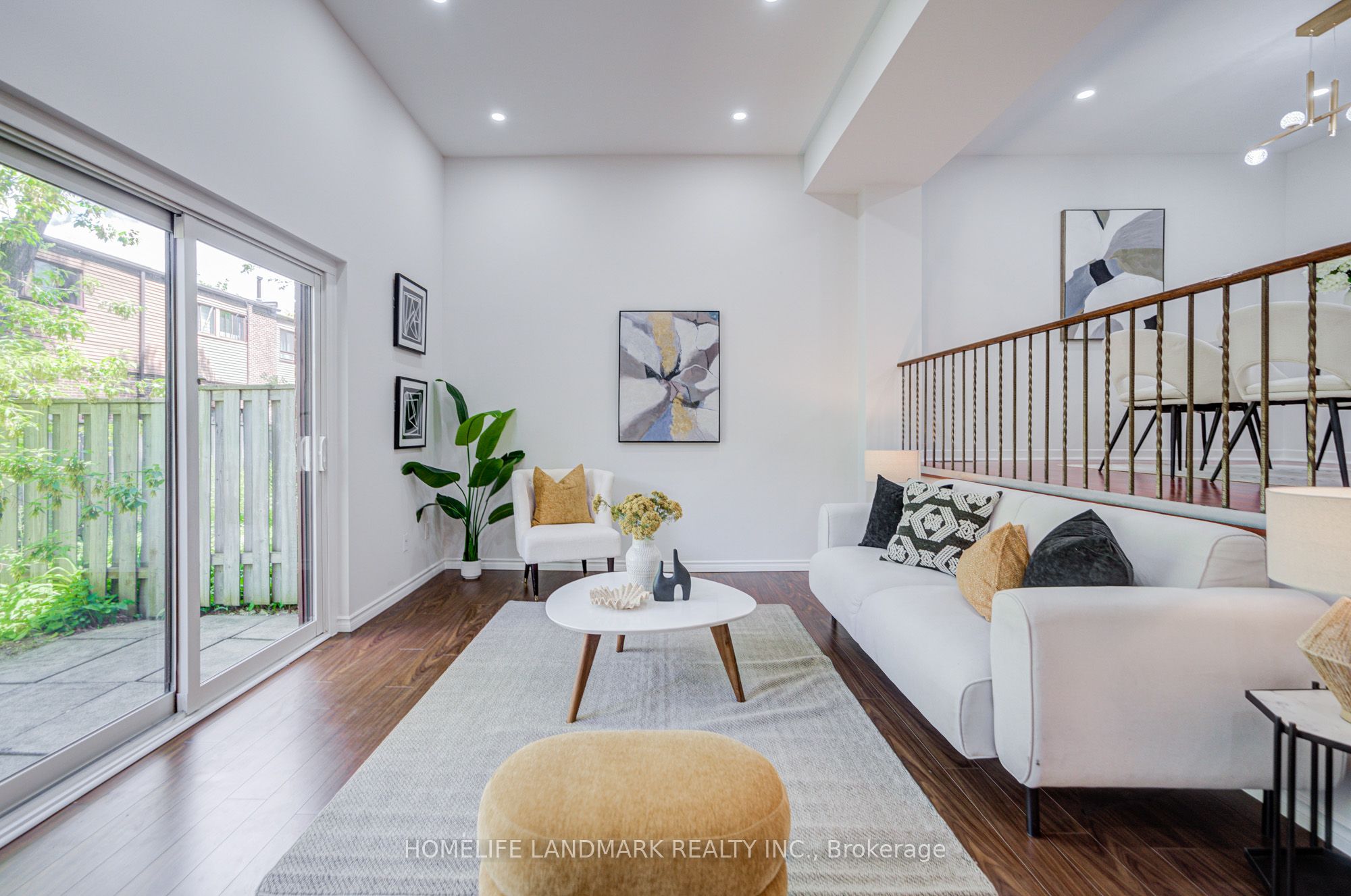 14 Low Meadoway N/a, Toronto, ON, M2H 2V7 photo 5