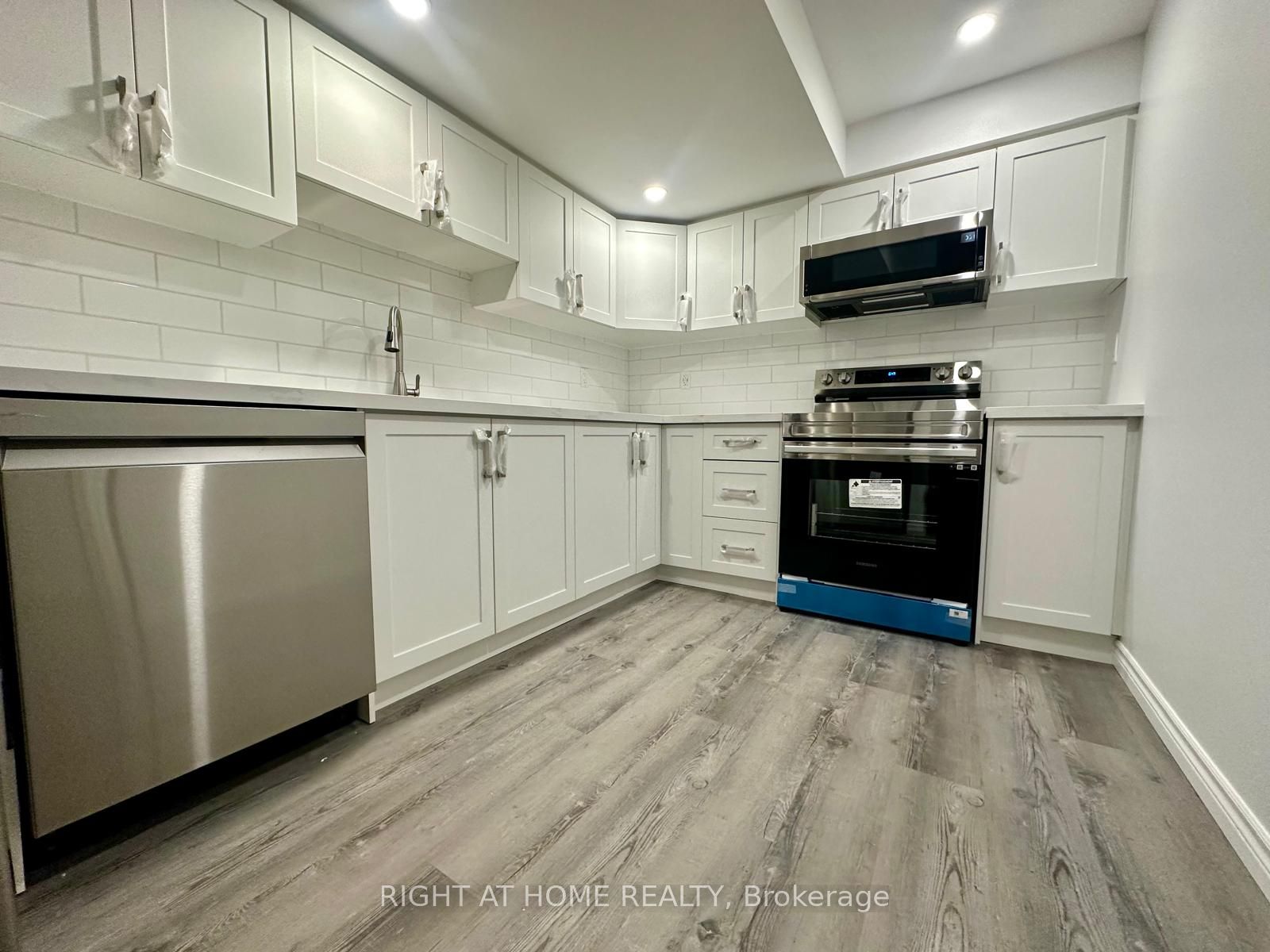 295 Gillespie Drive, Brant, ON, N3T 0W1 photo 4
