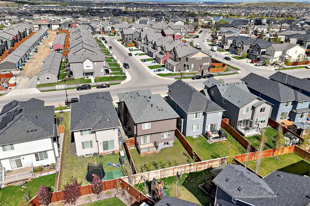 420 Legacy View SE, Calgary, AB, T2X 2G4 photo 4