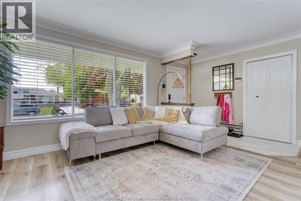 1204 Sumach , Windsor, ON, N8S2S4 photo 5
