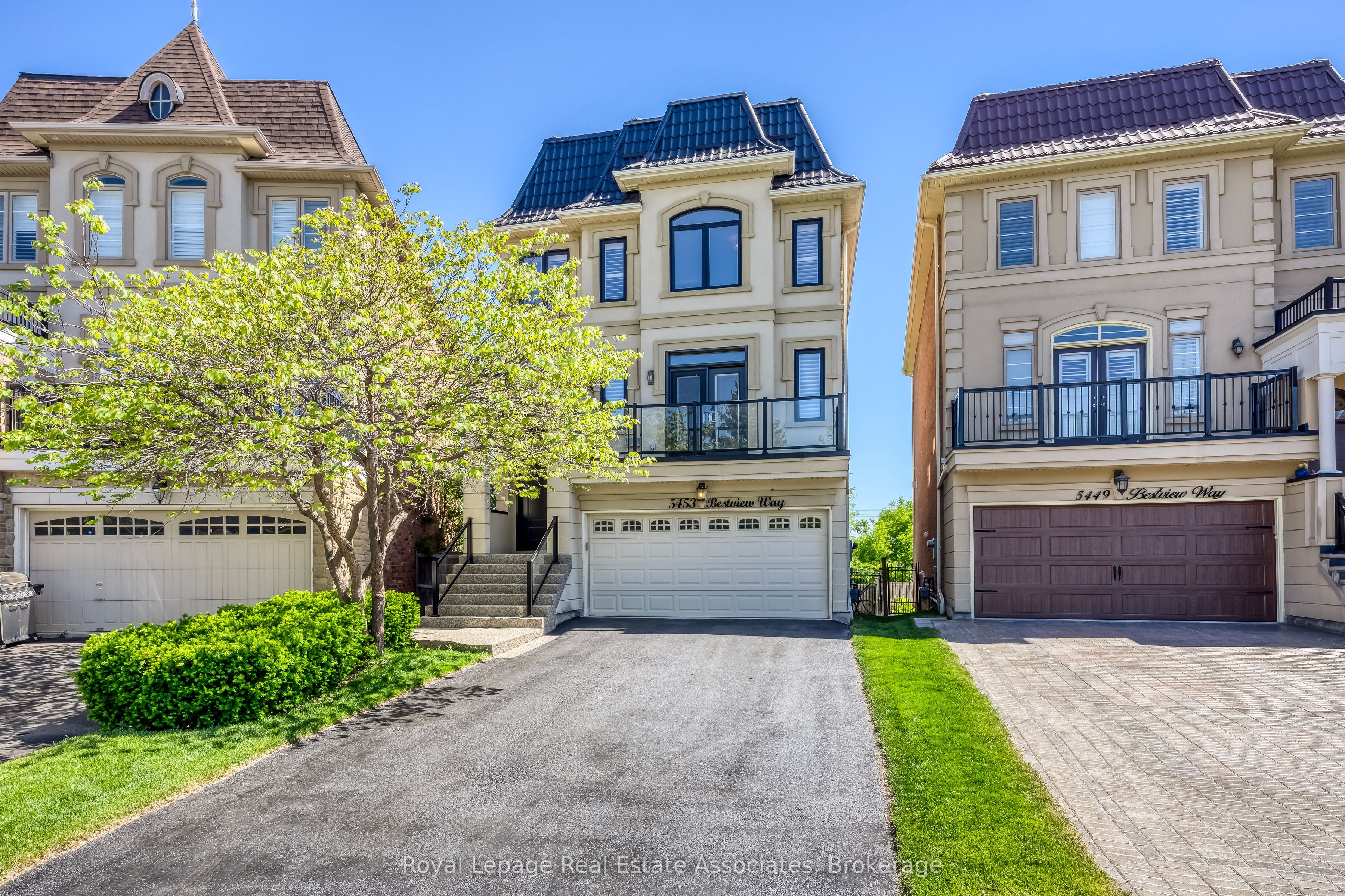 5453 Bestview Way, Mississauga, ON, L5M 0B1