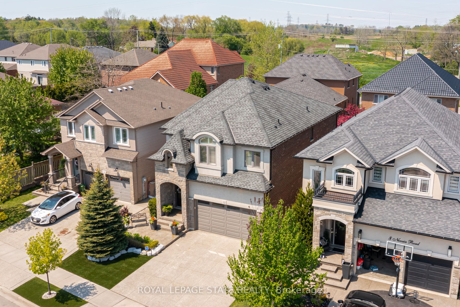 12 Nicosia Road, Hamilton, ON, L0R 1W0 photo 2
