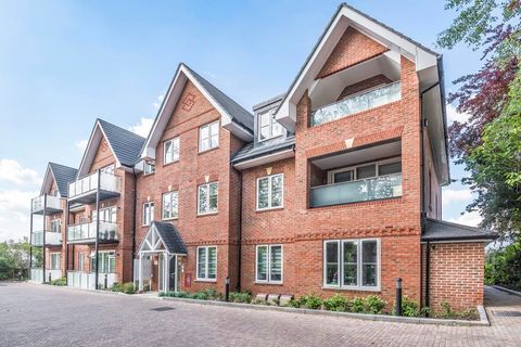 Carew Road, Northwood HA6