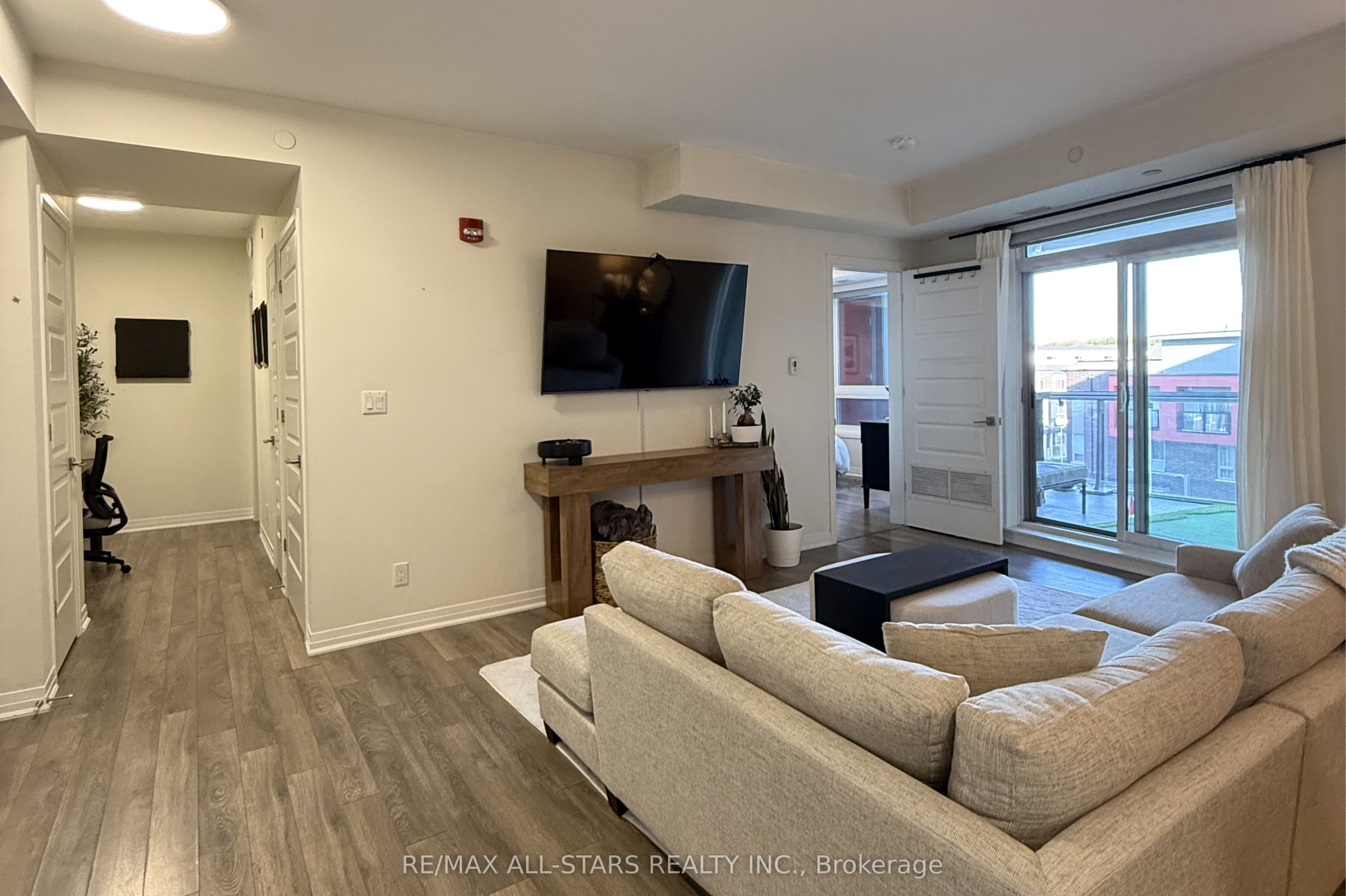 Additional image 6 of 418-58 Adam Sellers Street, Markham, ON, L6B 1P5