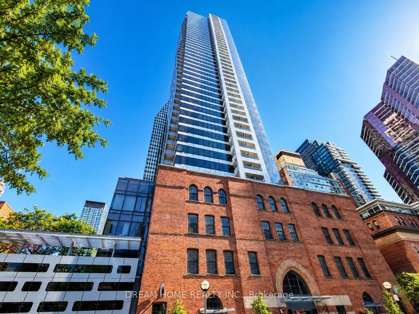 1303-5 St Joseph Street, Toronto, ON, M4Y 0B6