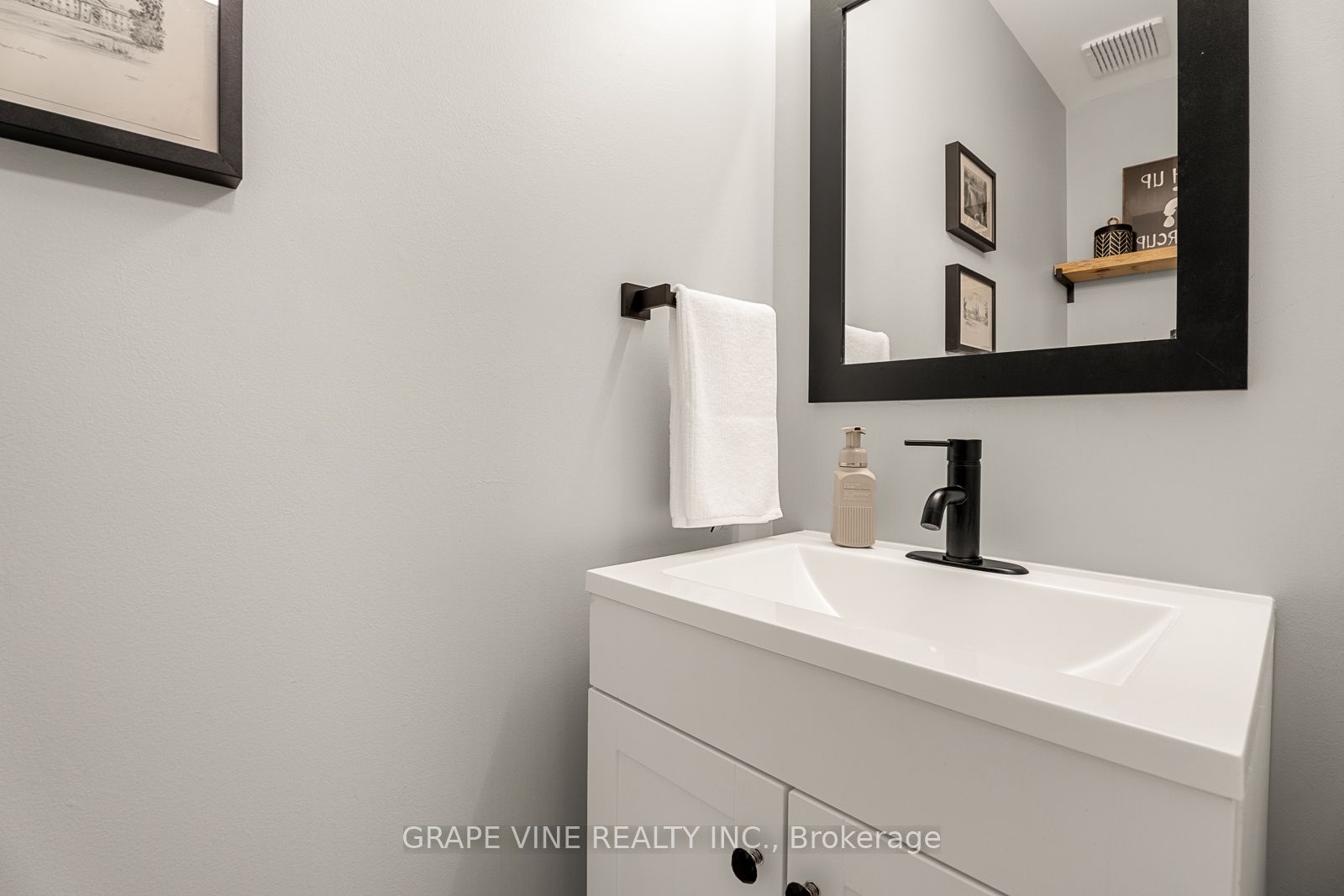 Additional image 6 of 27 Ravenscroft Court, Ottawa, ON, K2S 1R3