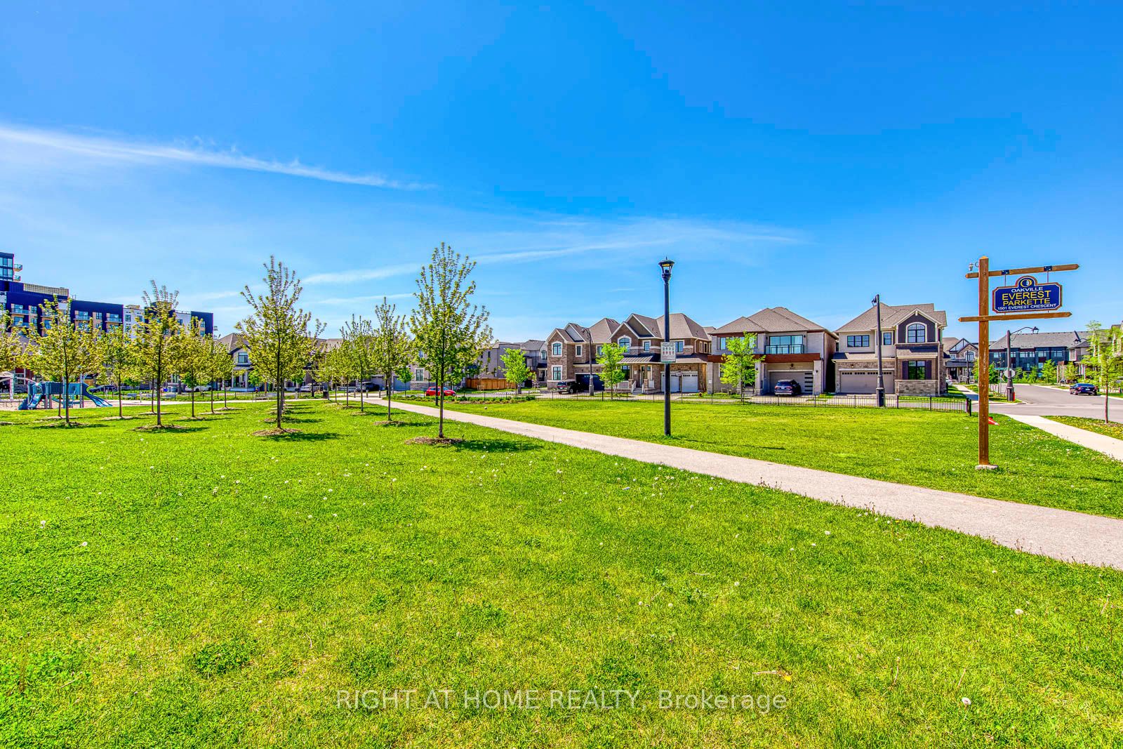 Additional image 4 of 1387 Aymond Crescent, Oakville, ON, L6H 7W9