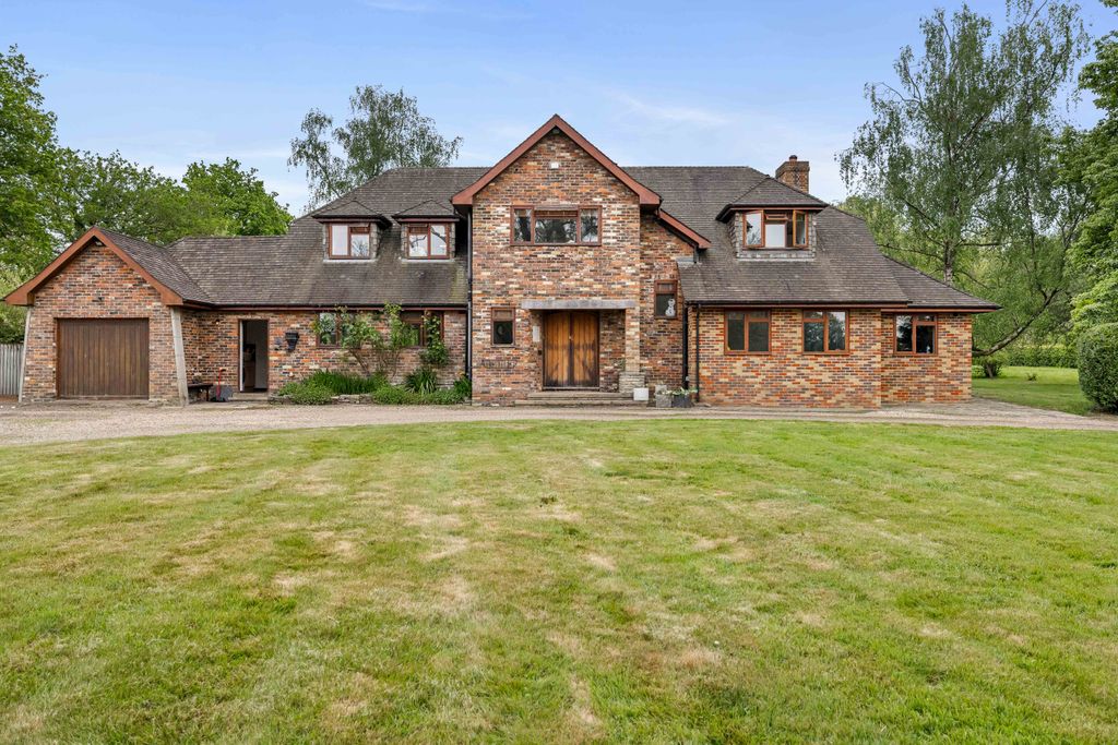 Additional image 36 of 5 bed detached house for saleRef: Gk - Lodge Lane, Redhill RH1
