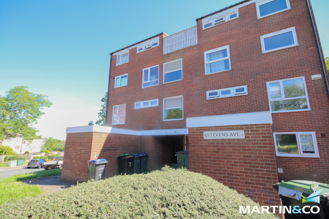 Stevens Avenue, Bartley Green B32