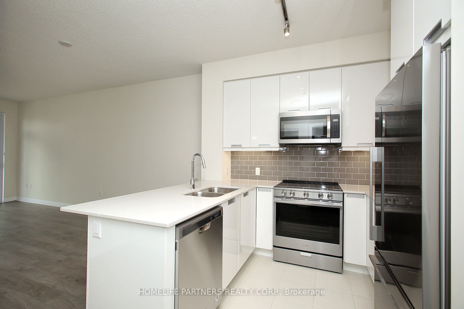 Additional image 6 of 720-35 Watergarden Drive, Mississauga, ON, L5R 0G8