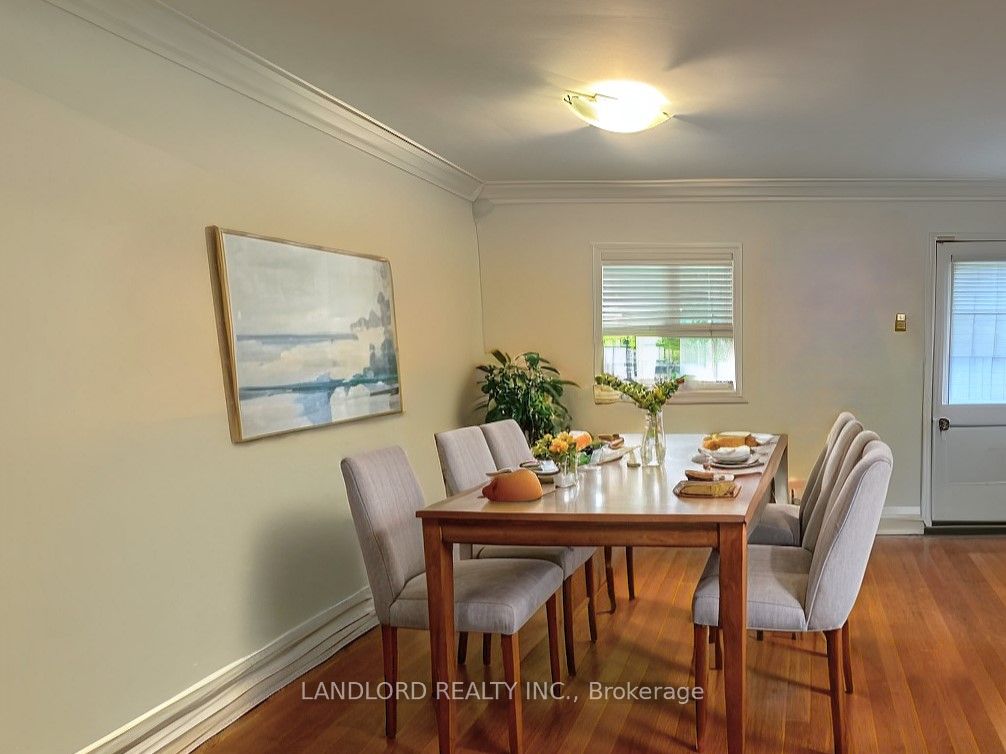 5 Lanbrooke Avenue, Toronto, ON, M2R 2C5 photo 2