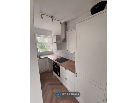 Lion Court, Cardiff CF24