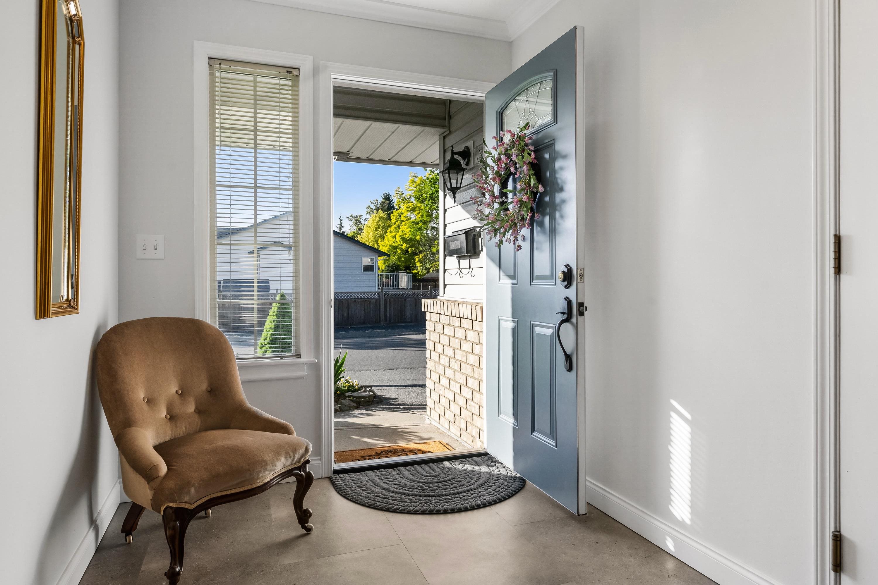 34858 Millar Crescent, Abbotsford, BC, V2S 7K5 photo 4